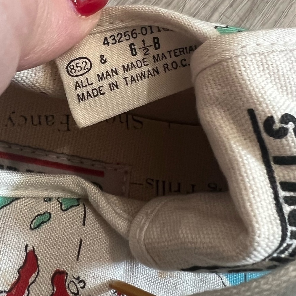 Vintage 80's NO FRILLS Low Top Sneaker Map Graphic Lace Up 6.5 B - Picture 5 of 10